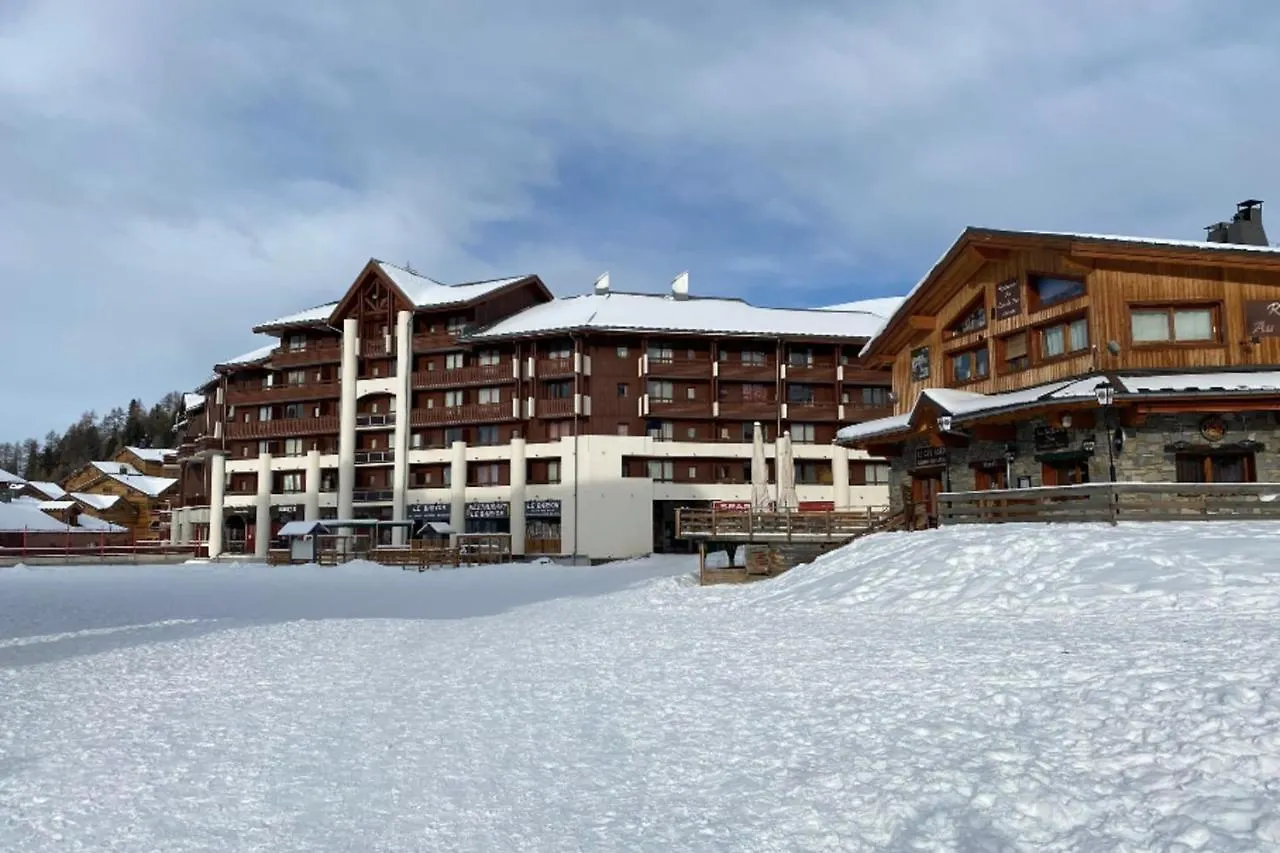 Charming Apt Near The Slopes Of La Plagne contacts